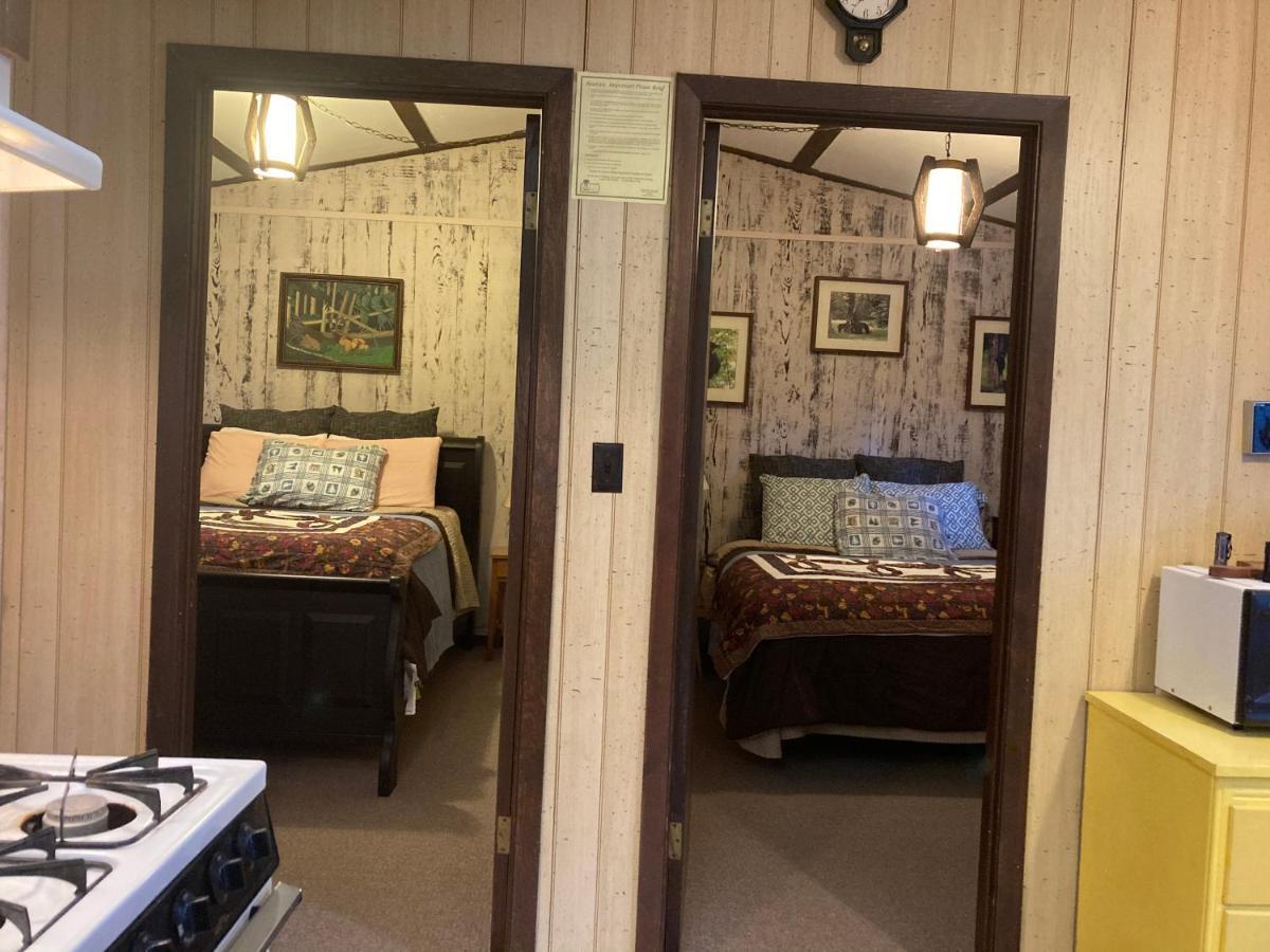 Musky Joe'S Twin Pines Resort New Post Exteriör bild