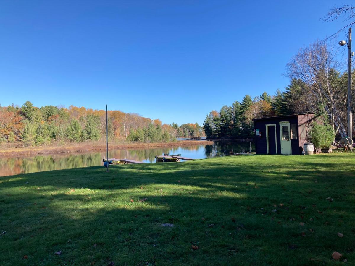 Musky Joe'S Twin Pines Resort New Post Exteriör bild