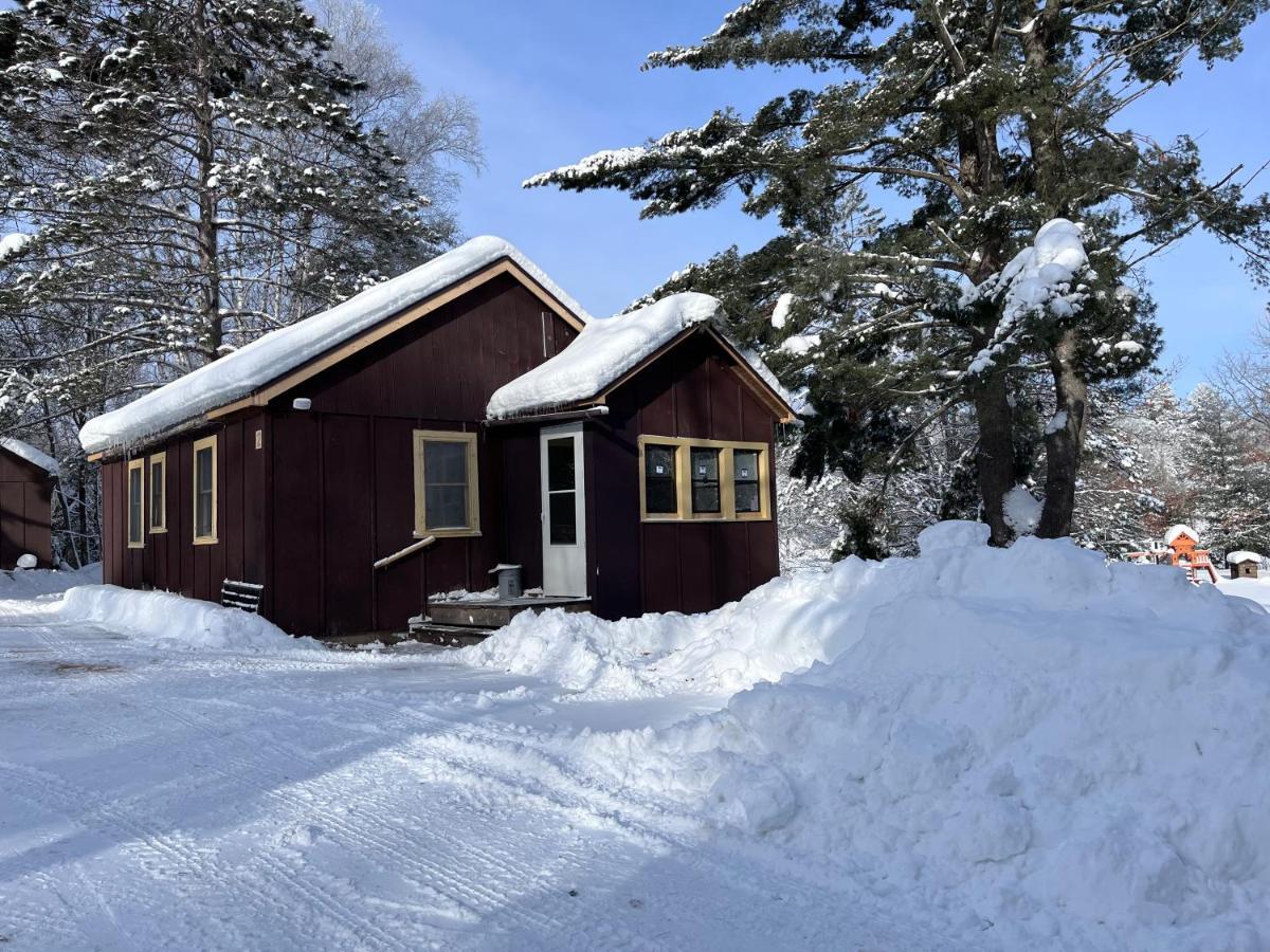 Musky Joe'S Twin Pines Resort New Post Exteriör bild