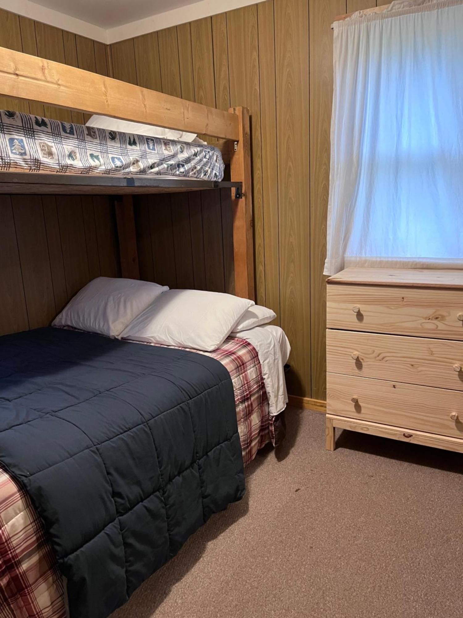 Musky Joe'S Twin Pines Resort New Post Exteriör bild